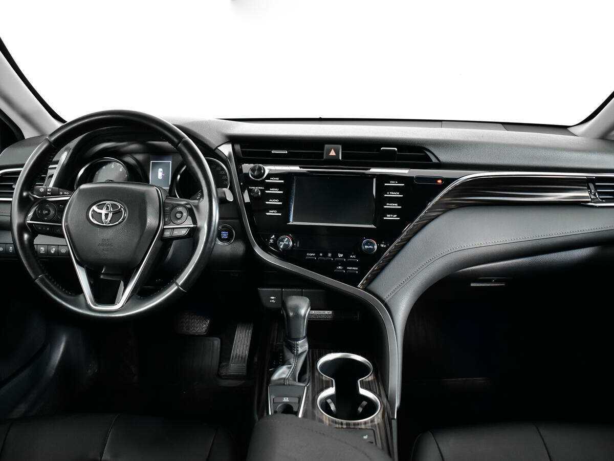 Toyota Camry, 2020 Фото №12