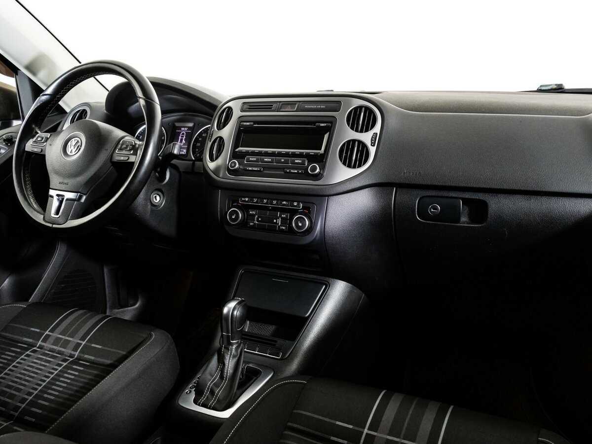 Volkswagen Tiguan, 2015 Фото №7
