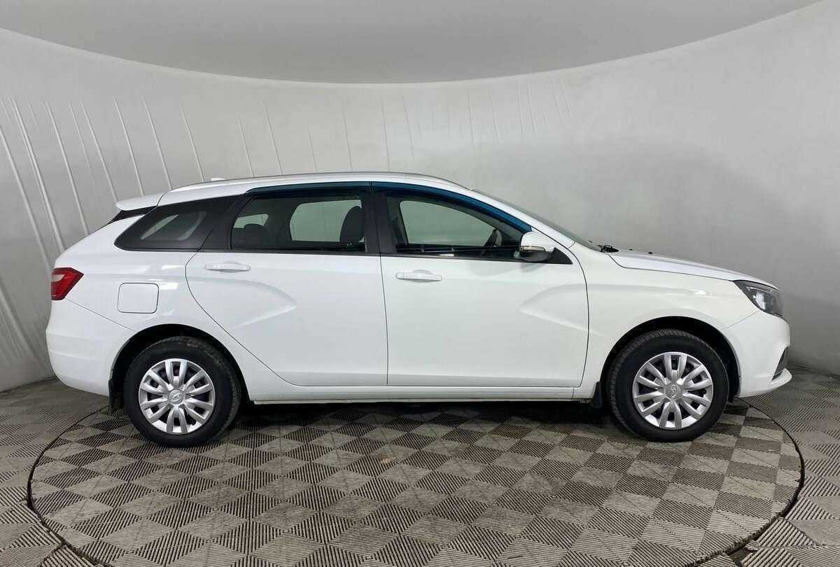 Lada (ВАЗ) Vesta SW, 2019 Фото №4