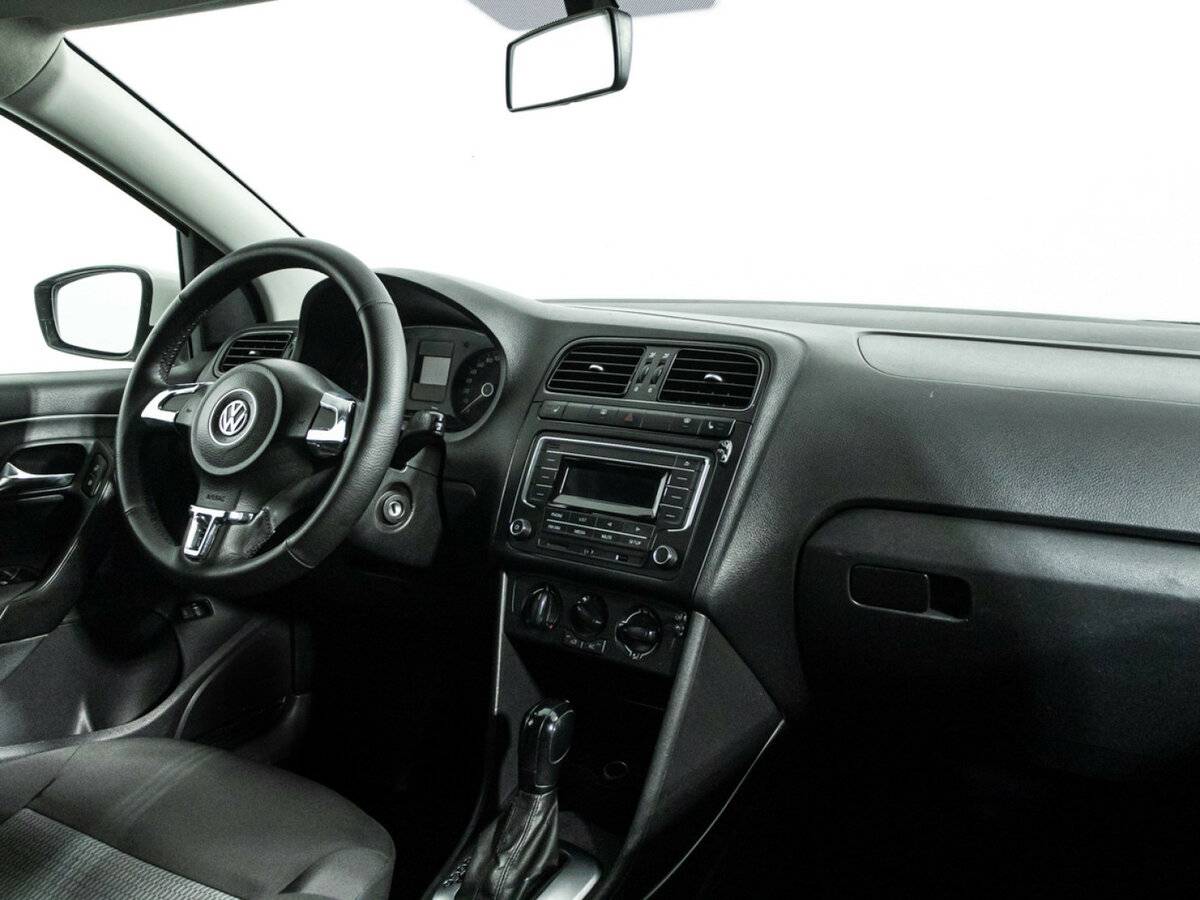 Volkswagen Polo V, 2013 Фото №9