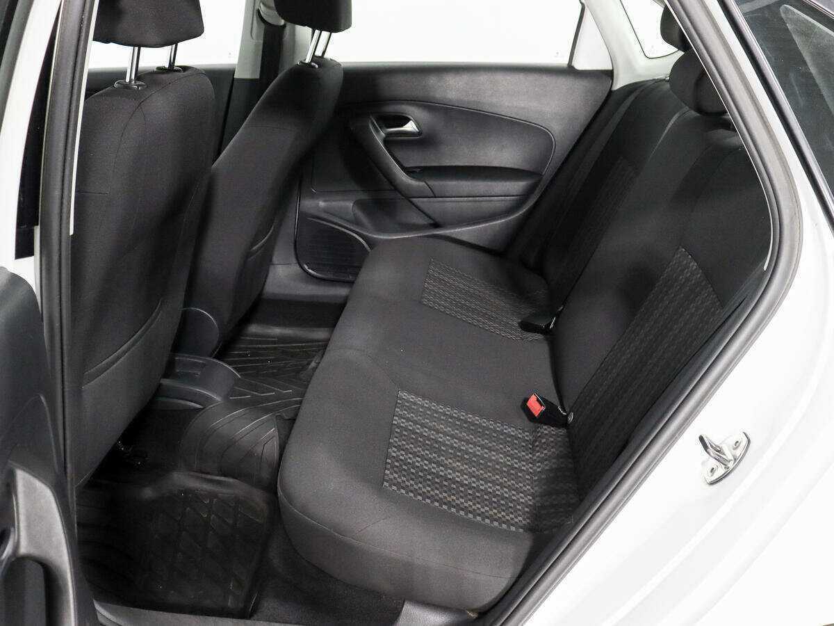 Volkswagen Polo, 2018 Фото №8