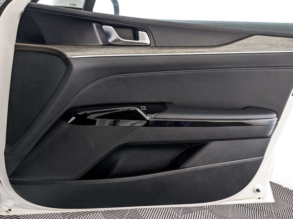 Kia K5, 2021 Фото №23