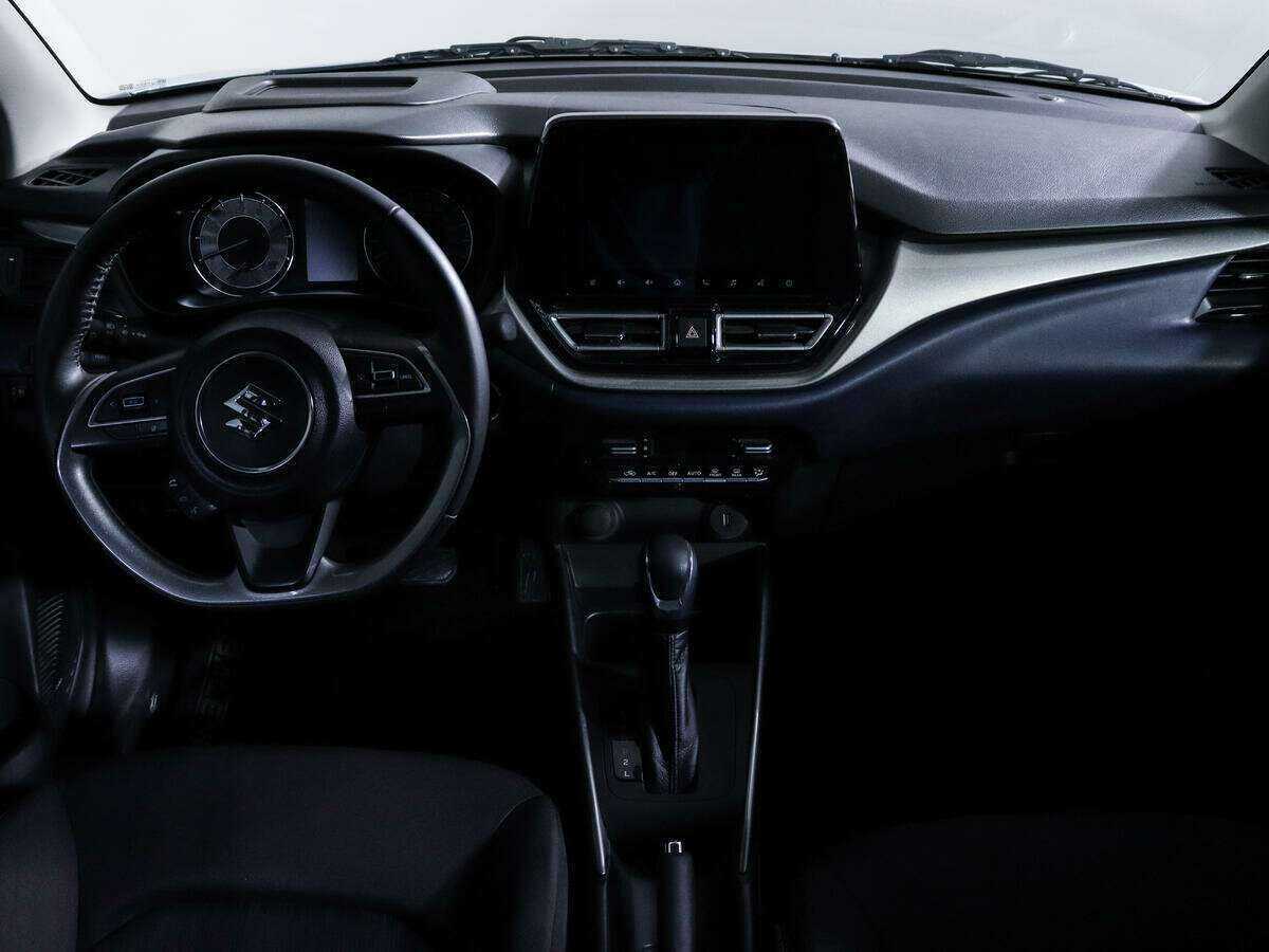 Suzuki Baleno, 2022 Фото №12
