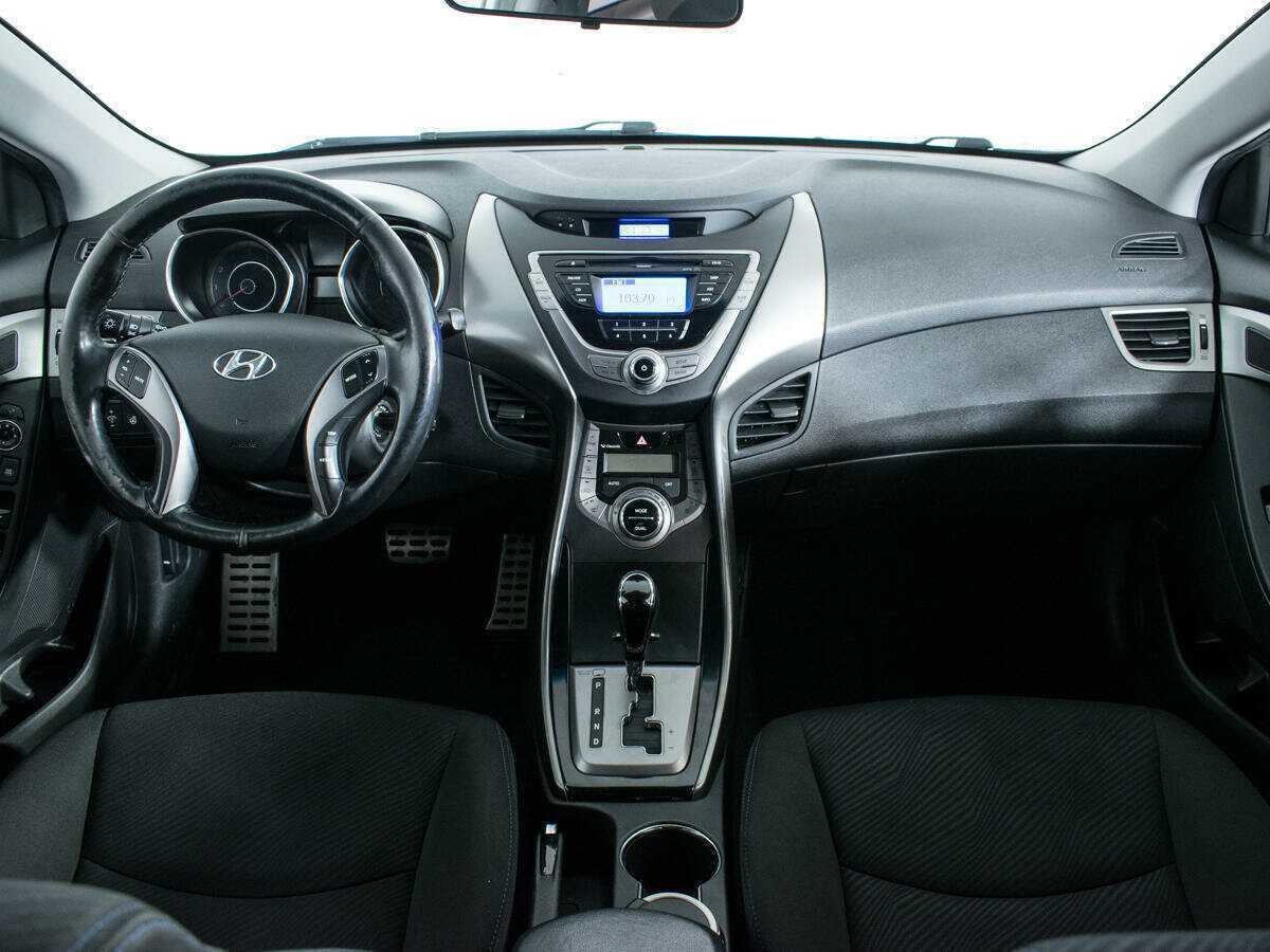 Hyundai Elantra, 2013 Фото №12