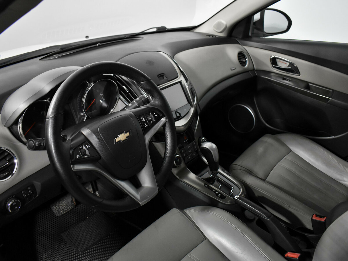 Chevrolet Cruze I Рестайлинг, 2013 Фото №7