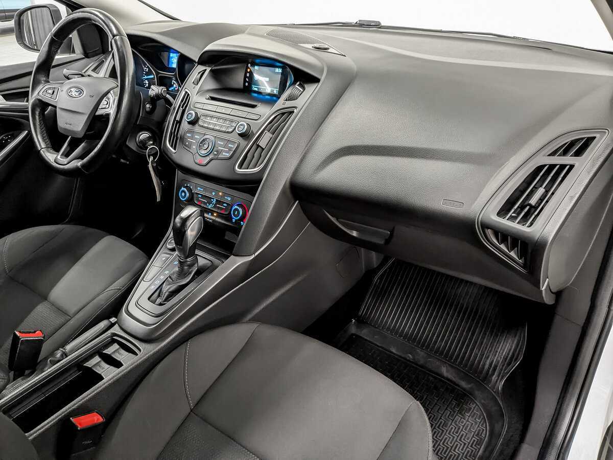 Ford Focus, 2018 Фото №11