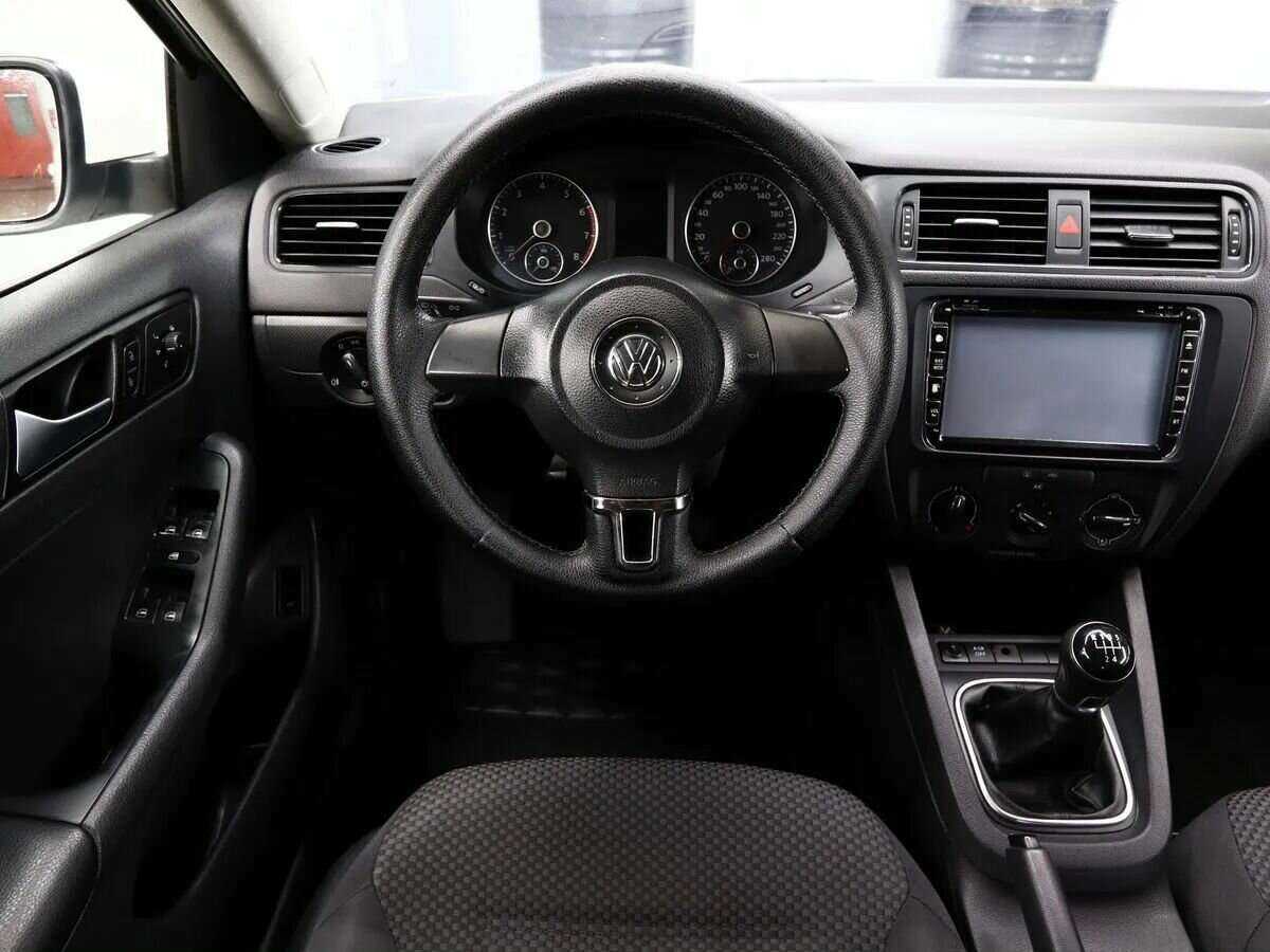 Volkswagen Jetta, 2013 Фото №10