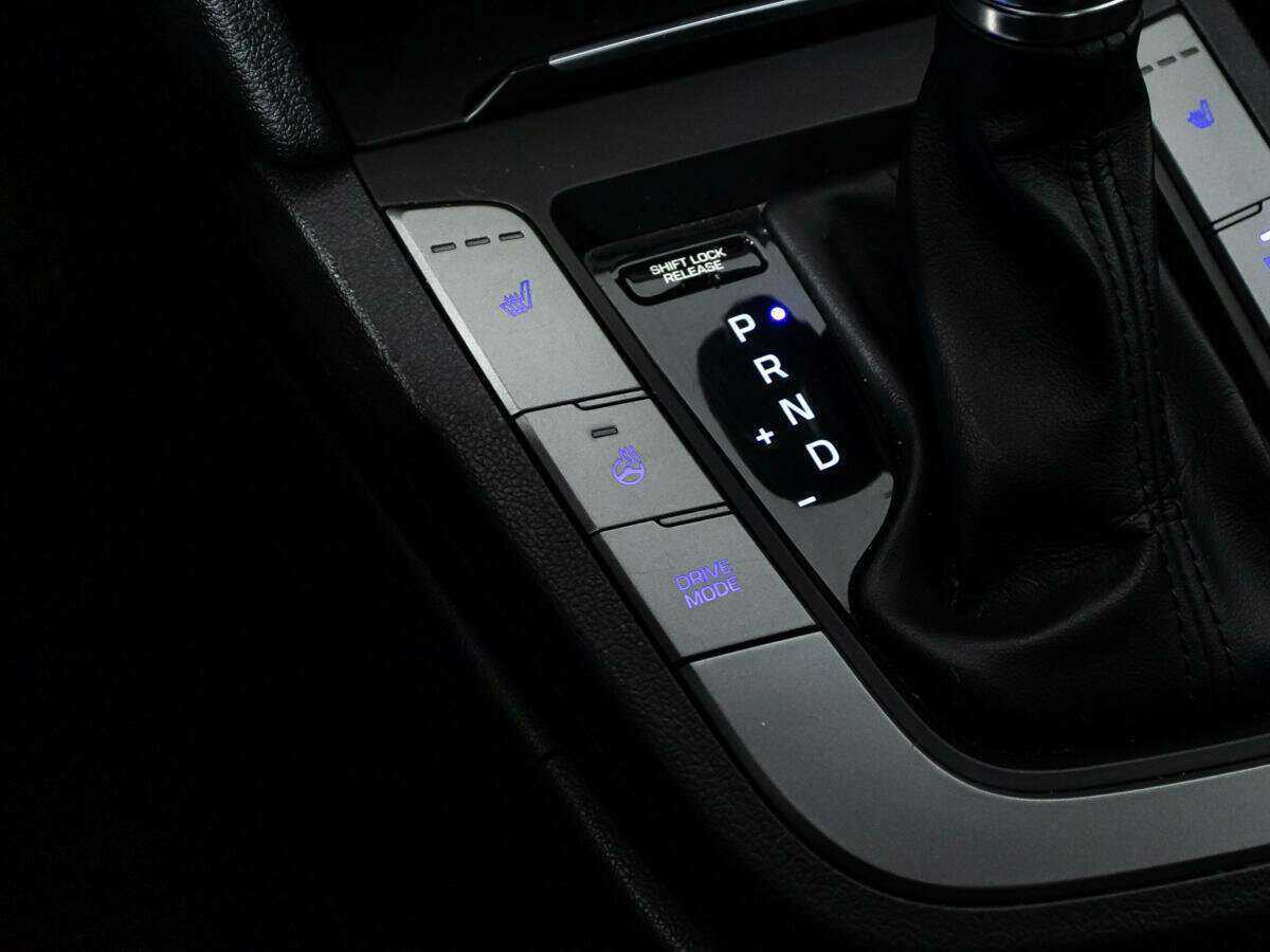 Hyundai Elantra, 2017 Фото №17