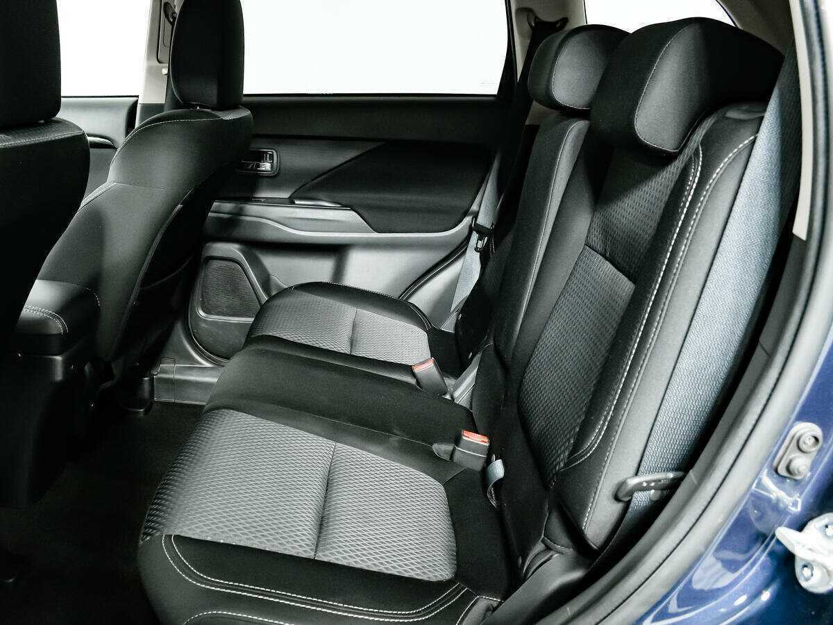 Mitsubishi Outlander, 2018 Фото №10