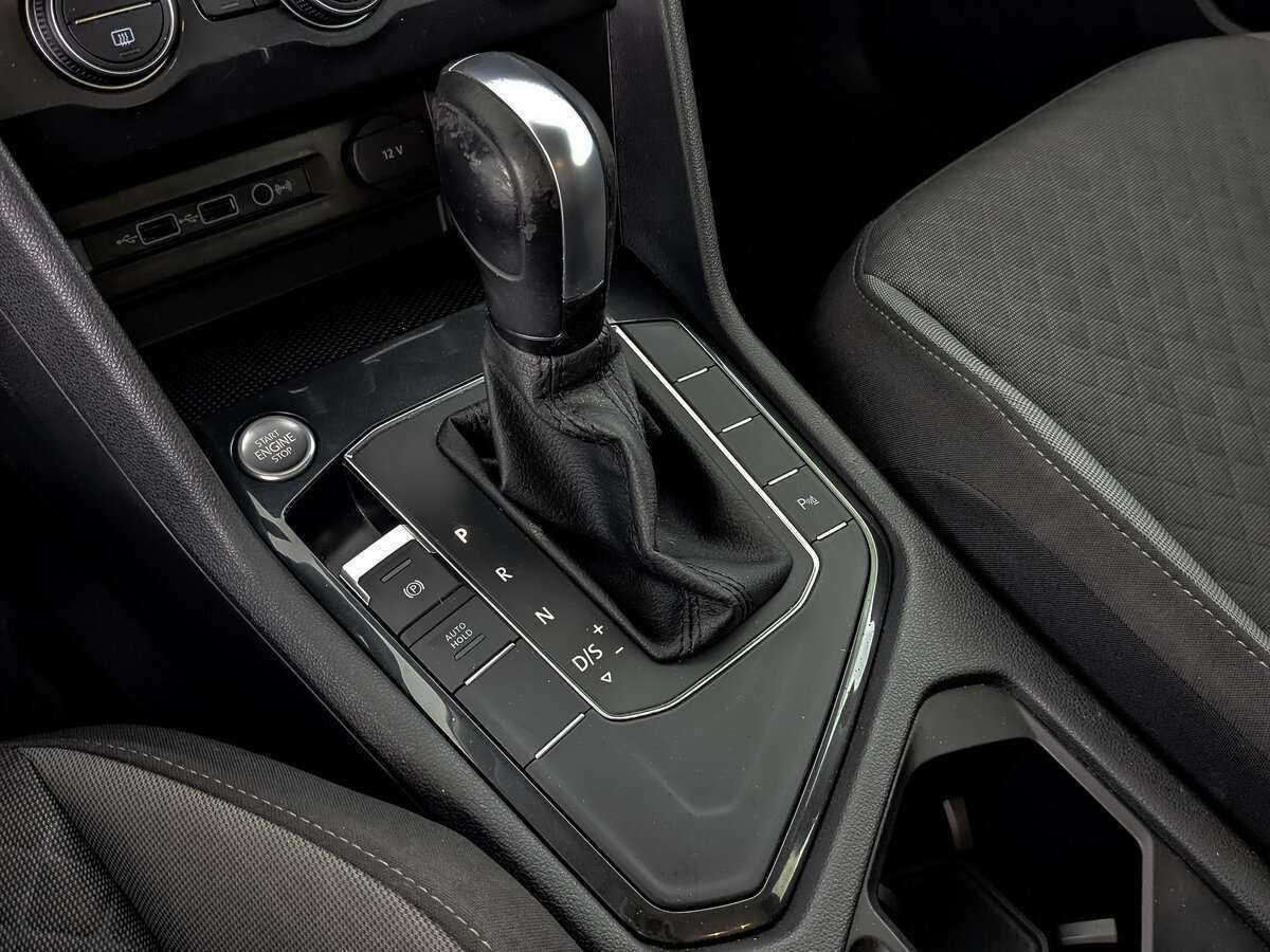 Volkswagen Tiguan, 2020 Фото №22