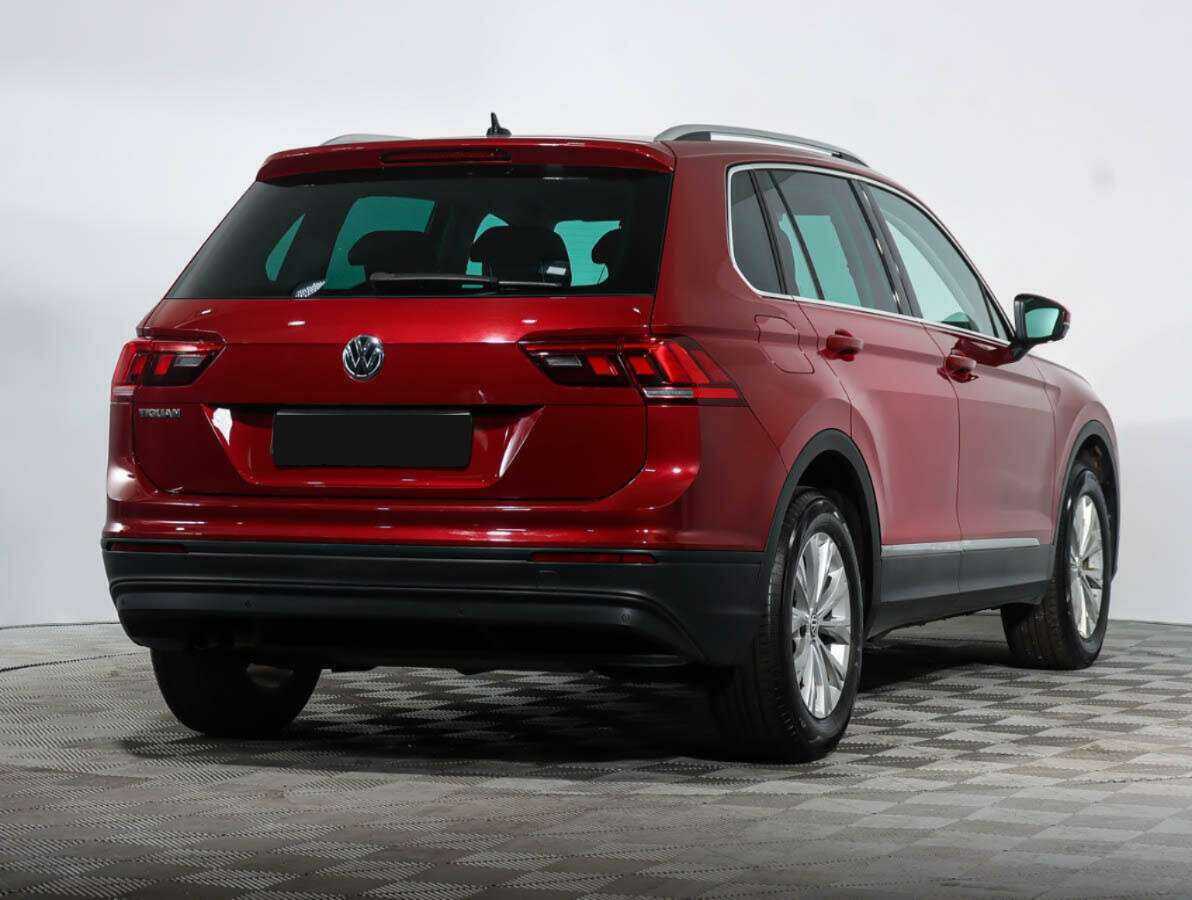 Volkswagen Tiguan, 2019 Фото №2
