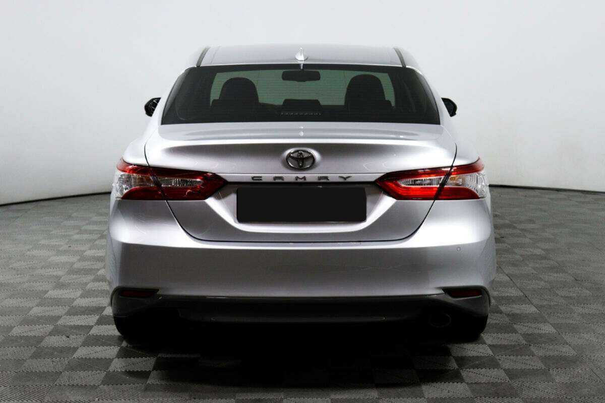 Toyota Camry, 2018 Фото №6