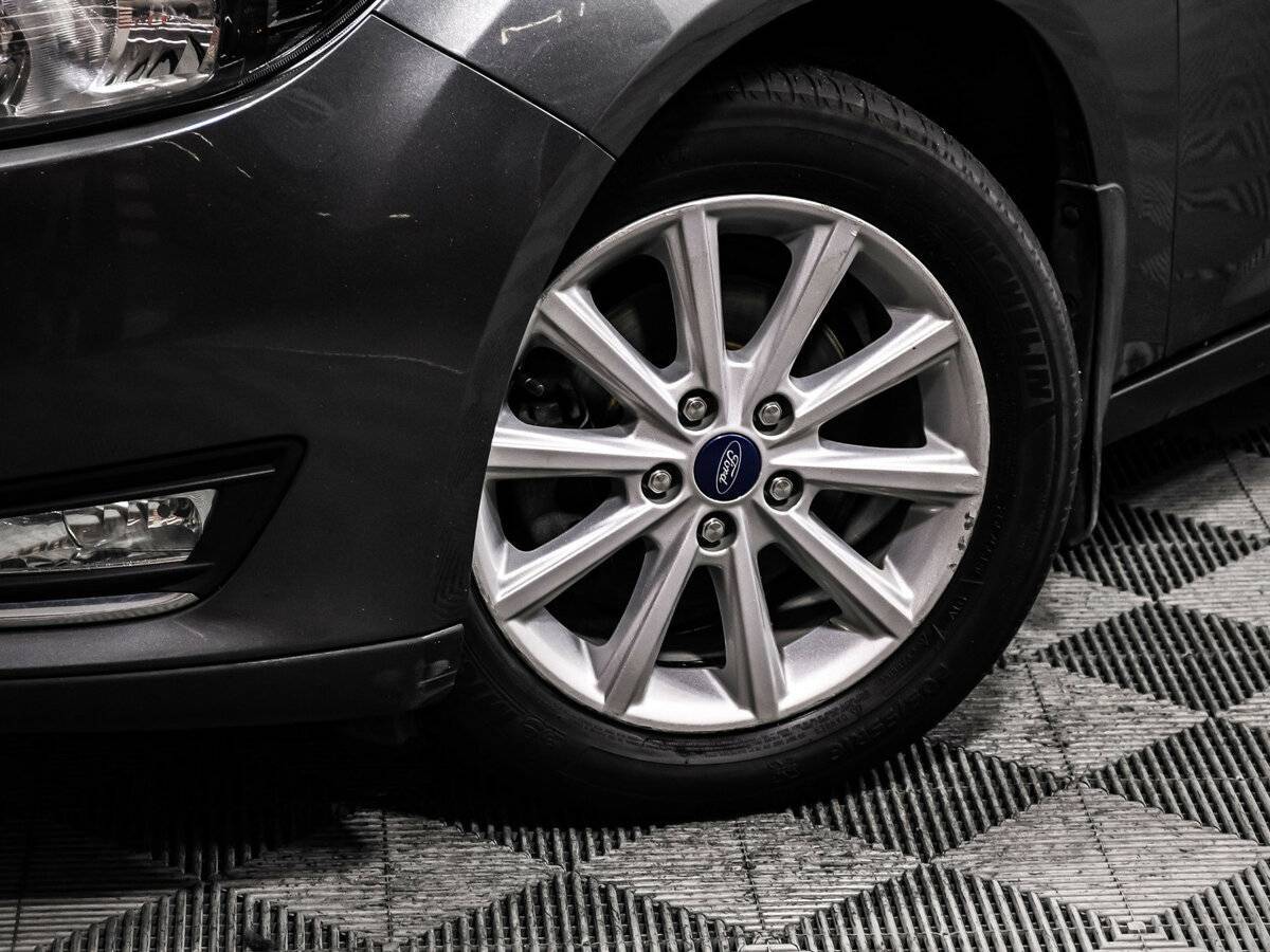 Ford Focus, 2018 Фото №14