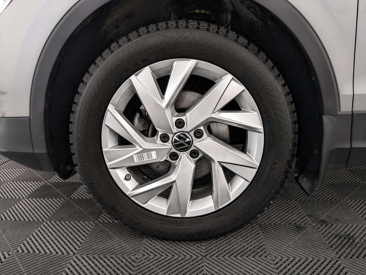 Volkswagen Tiguan, 2021 Фото №12