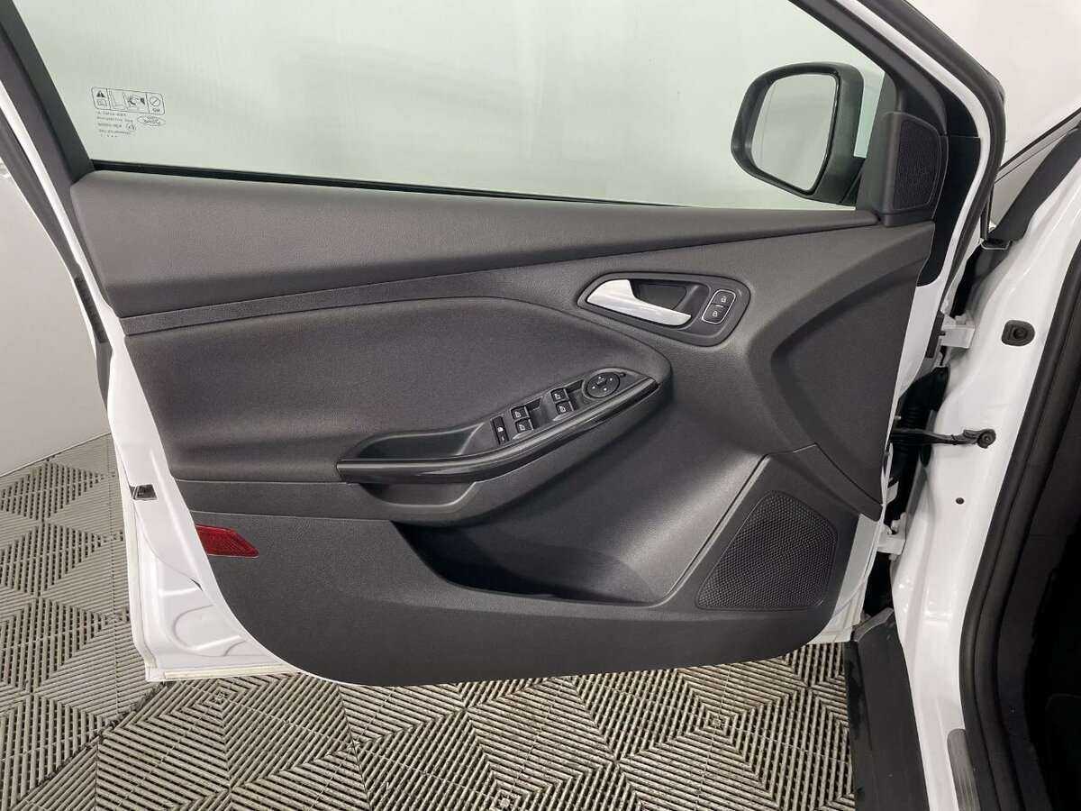 Ford Focus, 2017 Фото №8