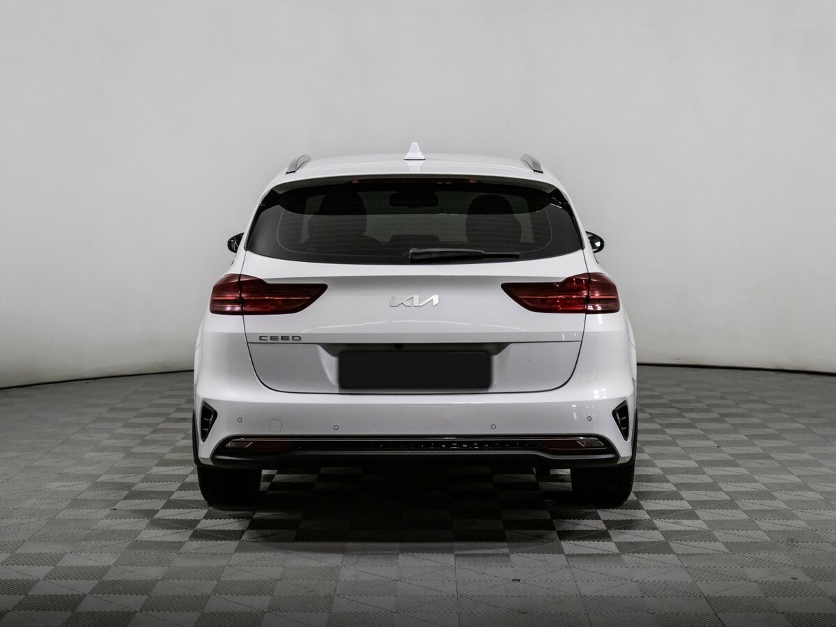Kia Ceed III Рестайлинг, 2022 Фото №5