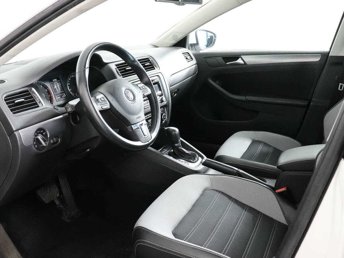 Volkswagen Jetta, 2012 Фото №10
