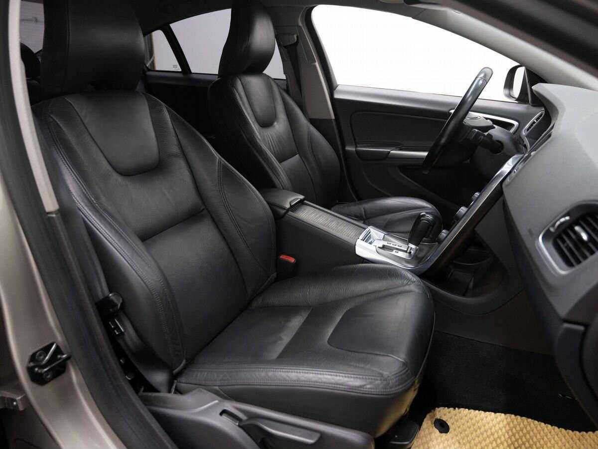 Volvo S60, 2012 Фото №12