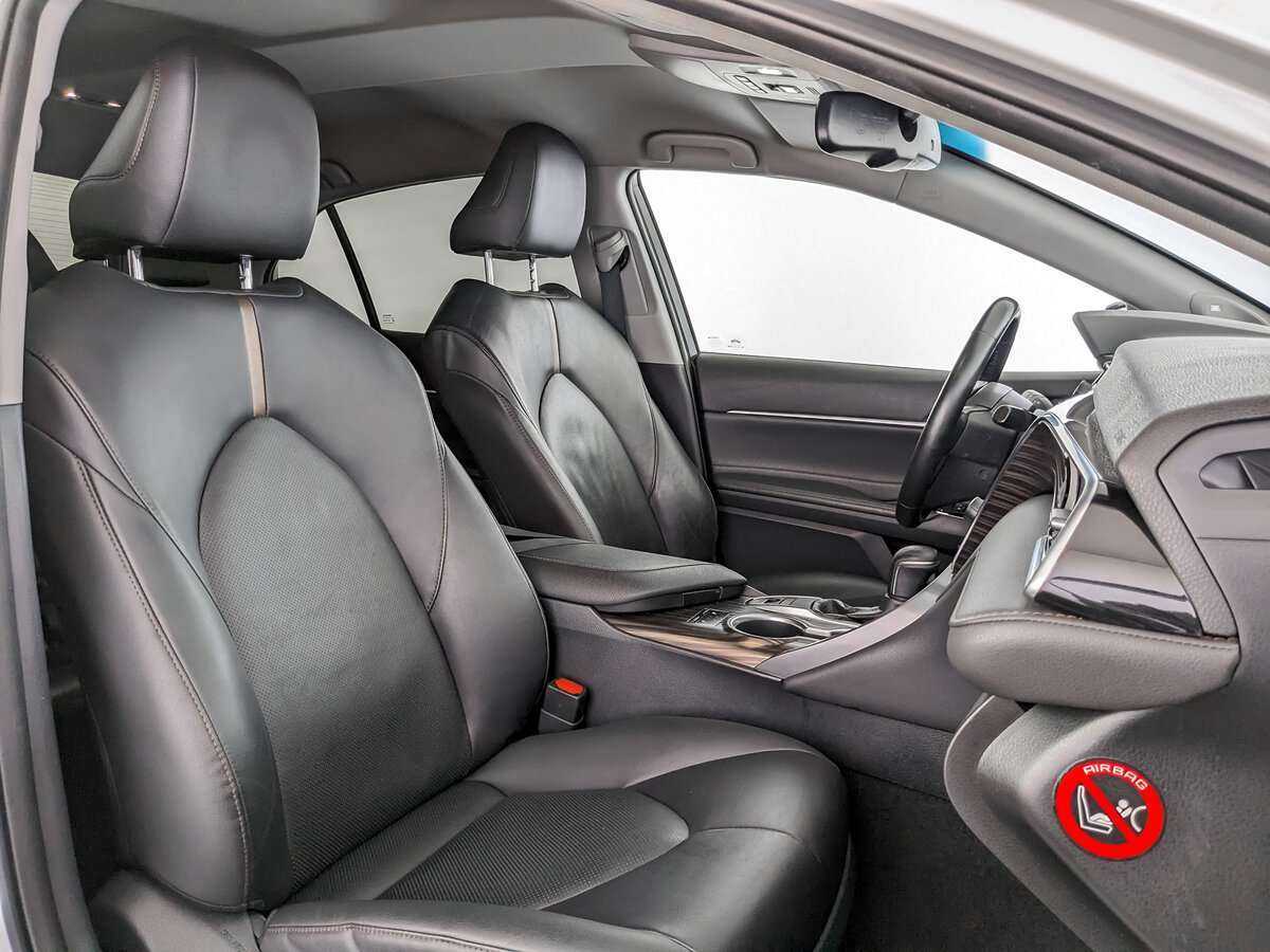 Toyota Camry, 2019 Фото №24