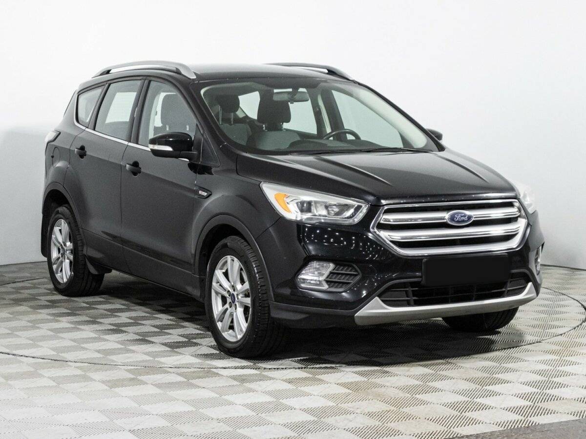 Ford Kuga II Рестайлинг, 2017 Фото №3