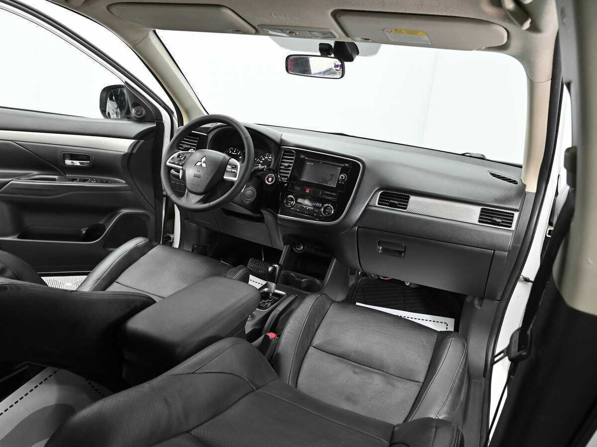 Mitsubishi Outlander, 2012 Фото №9