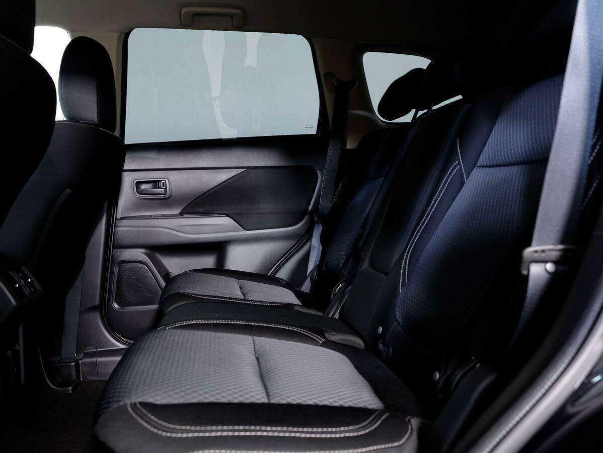 Mitsubishi Outlander, 2021 Фото №13