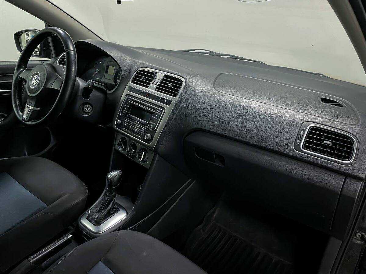 Volkswagen Polo, 2013 Фото №11