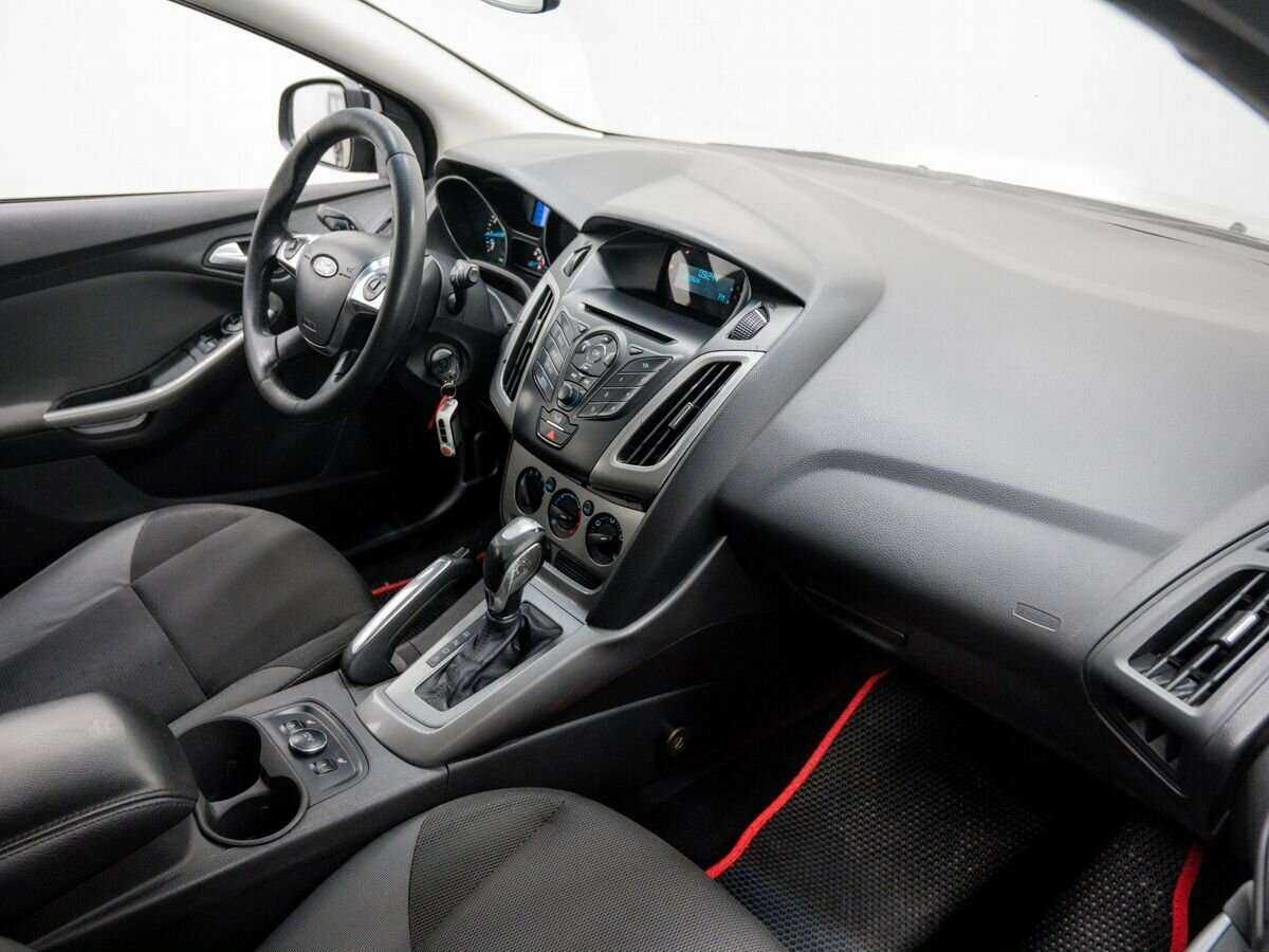 Ford Focus, 2013 Фото №11