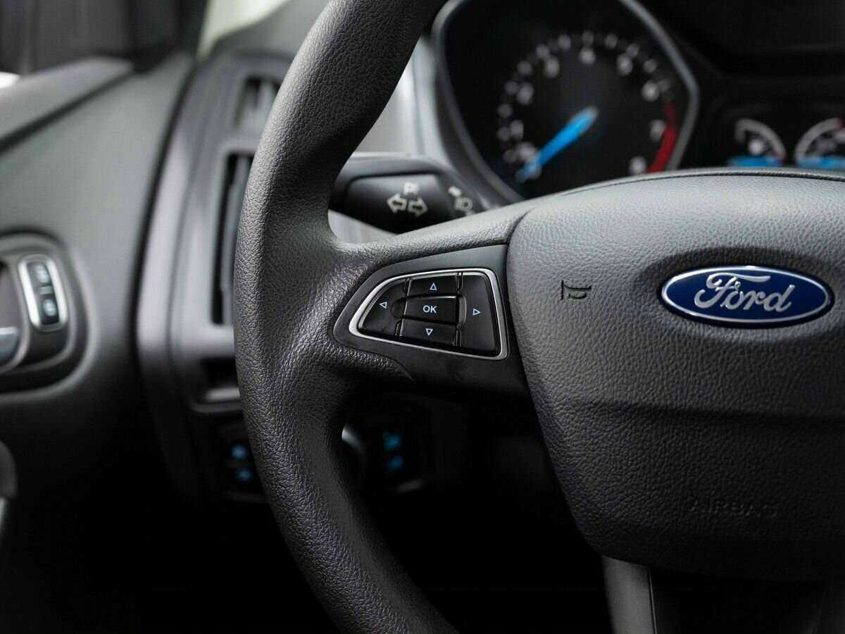 Ford Focus, 2019 Фото №15