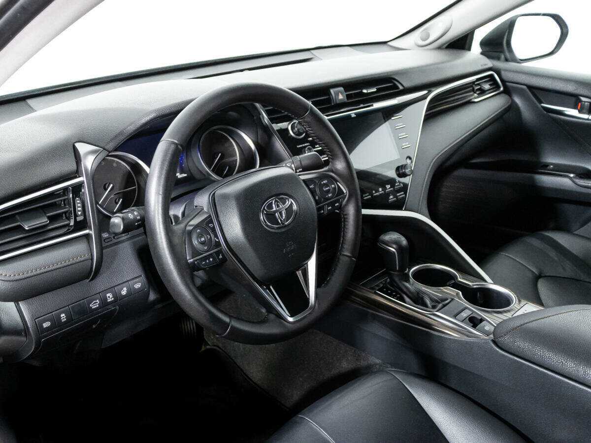 Toyota Camry, 2020 Фото №11