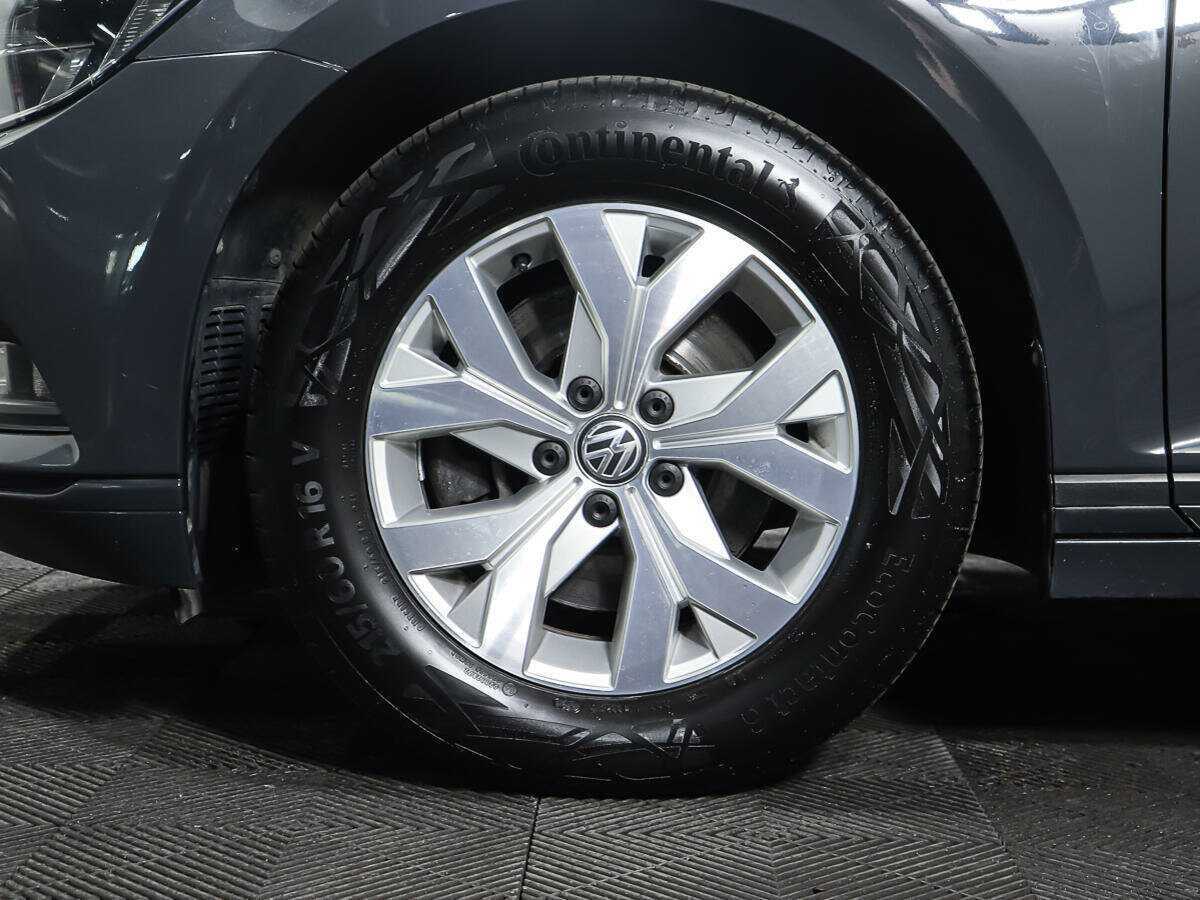 Volkswagen Passat, 2017 Фото №20