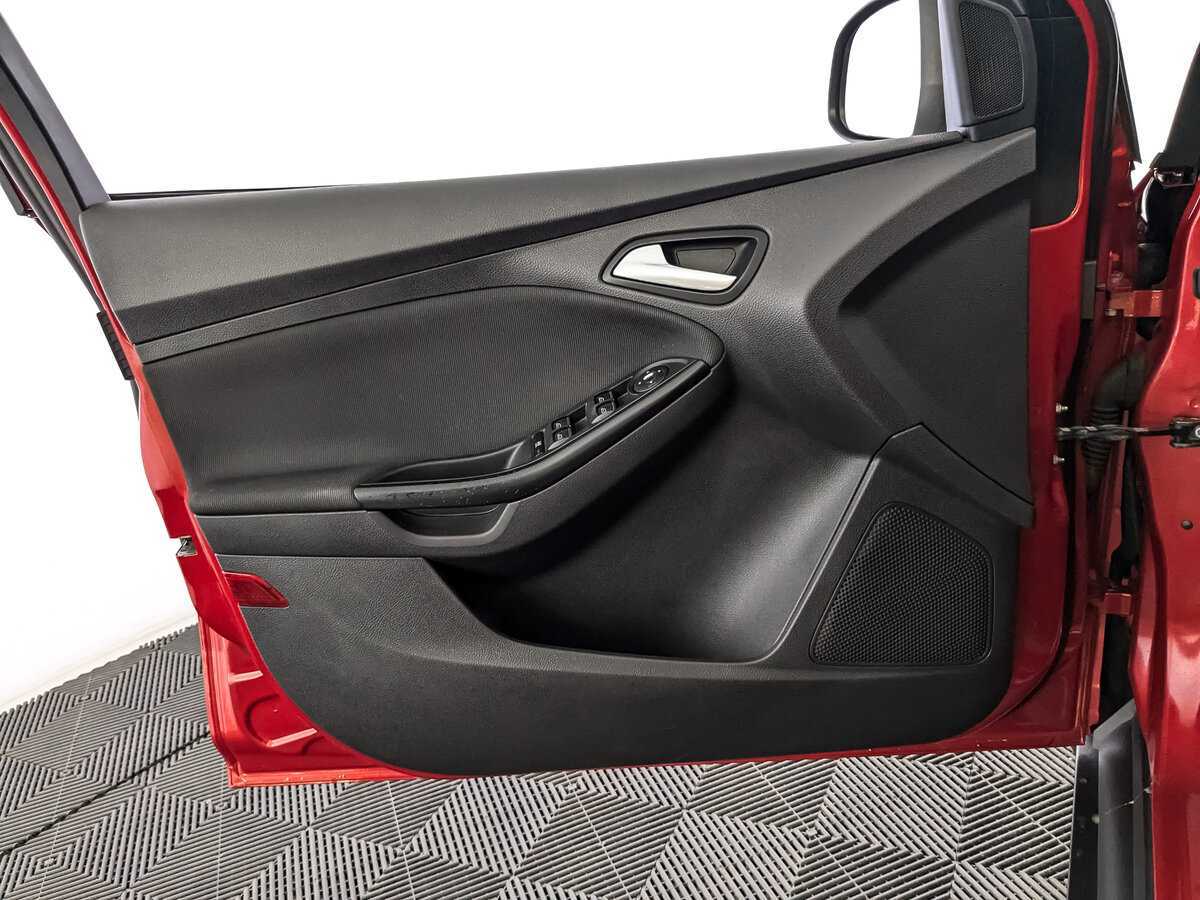 Ford Focus, 2012 Фото №15