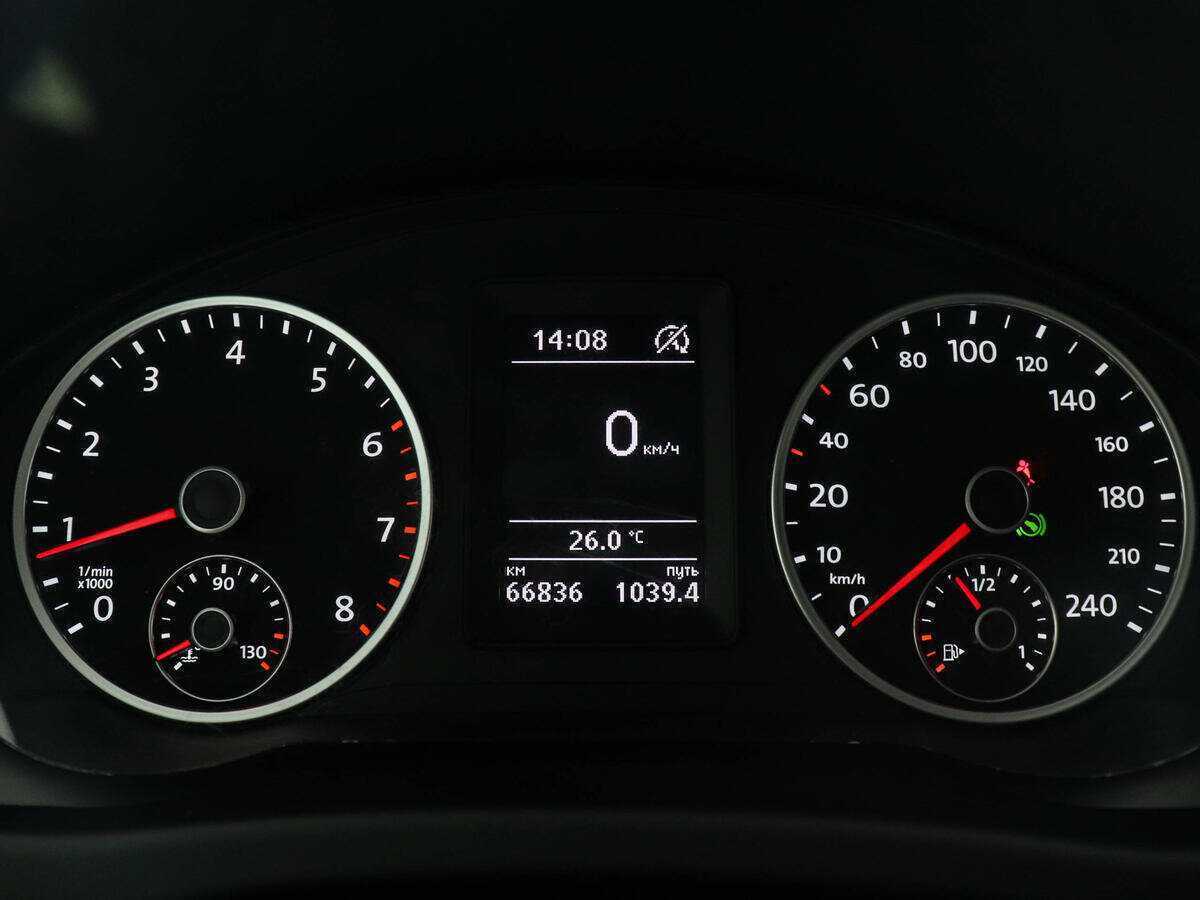 Volkswagen Tiguan, 2016 Фото №11