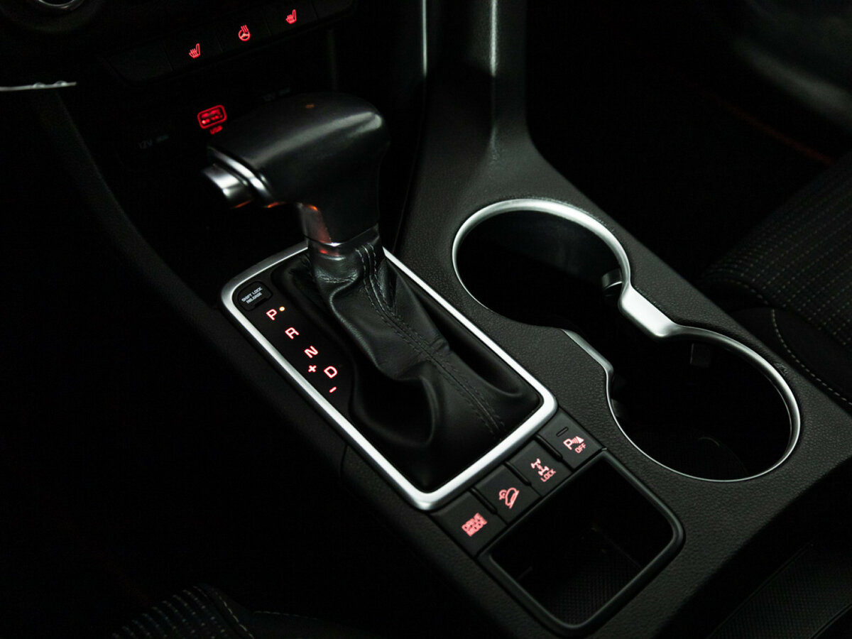 Kia Sportage IV Рестайлинг, 2020 Фото №16