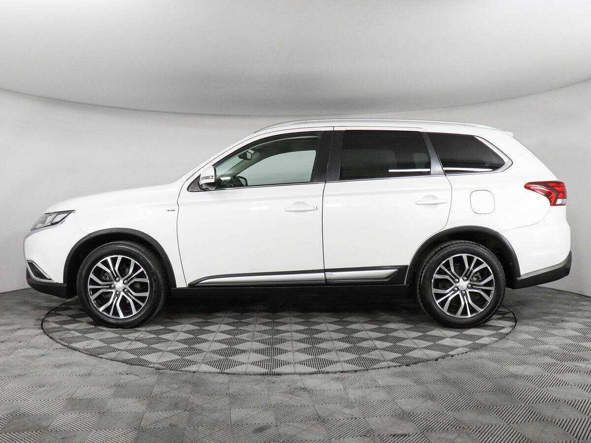 Mitsubishi Outlander, 2018 Фото №7