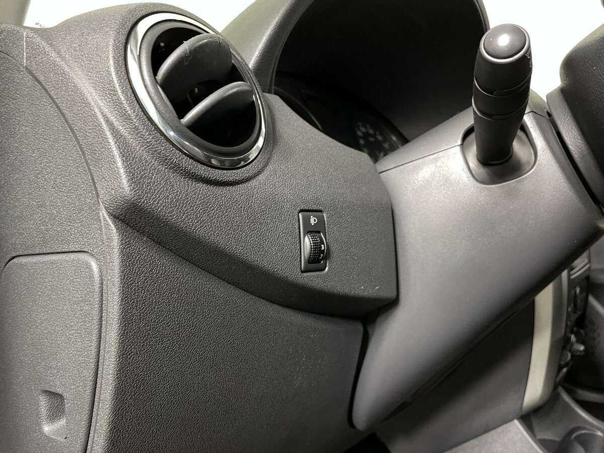 Nissan Almera, 2013 Фото №9