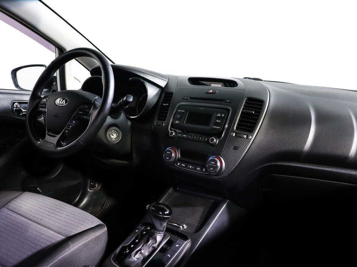 Kia Cerato, 2018 Фото №9