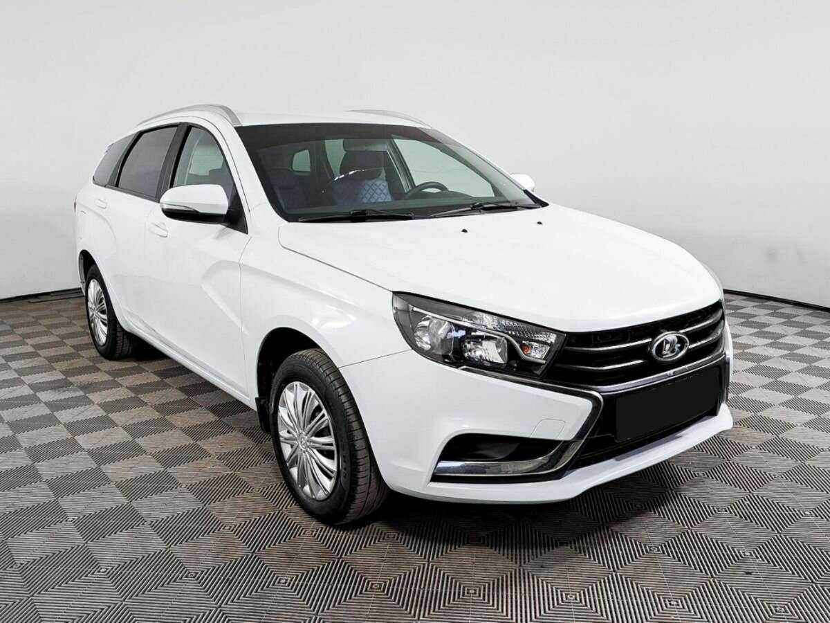 Lada (ВАЗ) Vesta SW, 2018 Фото №3
