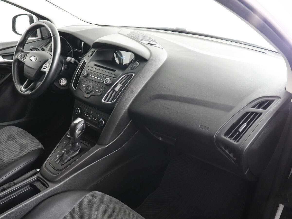 Ford Focus, 2019 Фото №10