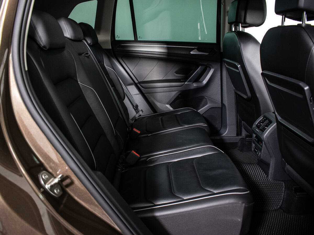 Volkswagen Tiguan, 2018 Фото №10