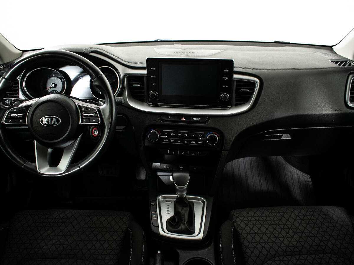 Kia XCeed, 2020 Фото №12