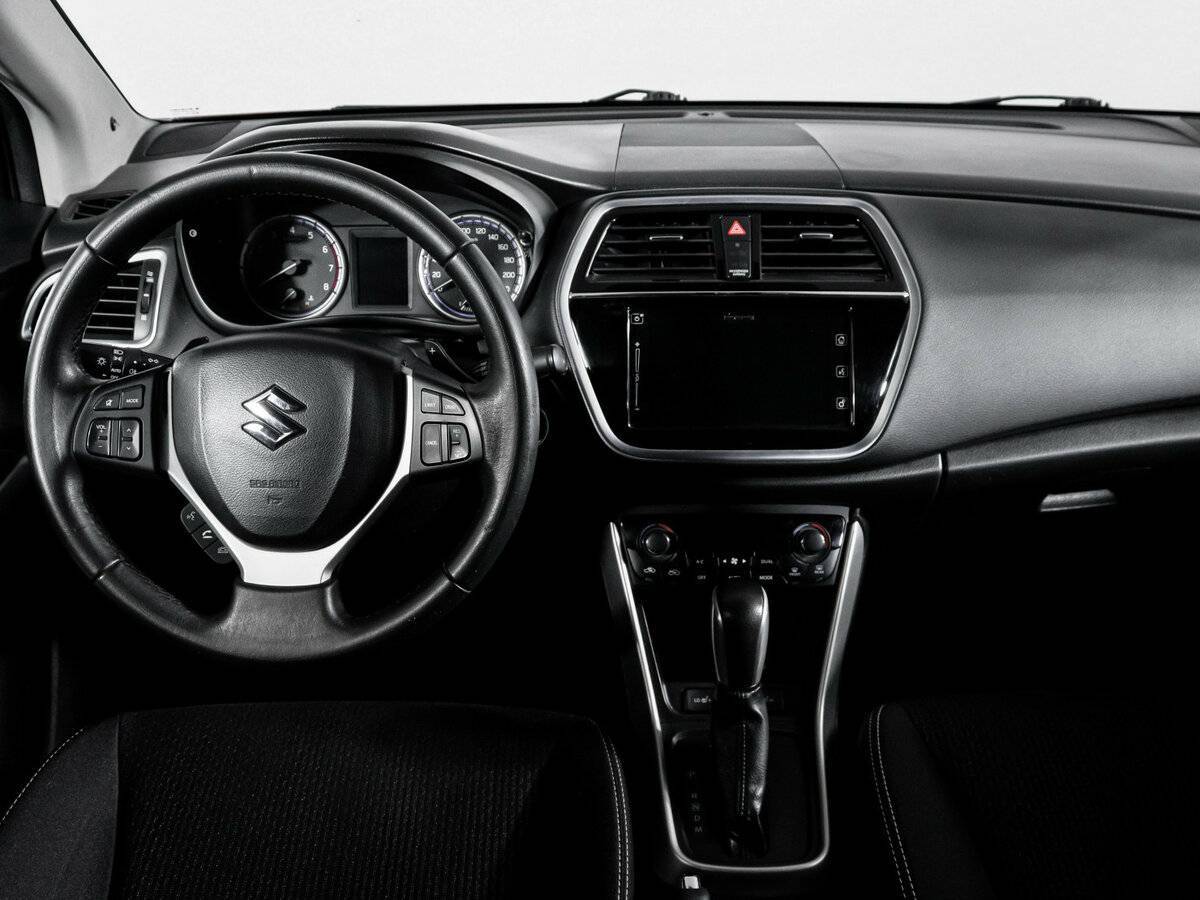 Suzuki SX4, 2016 Фото №12