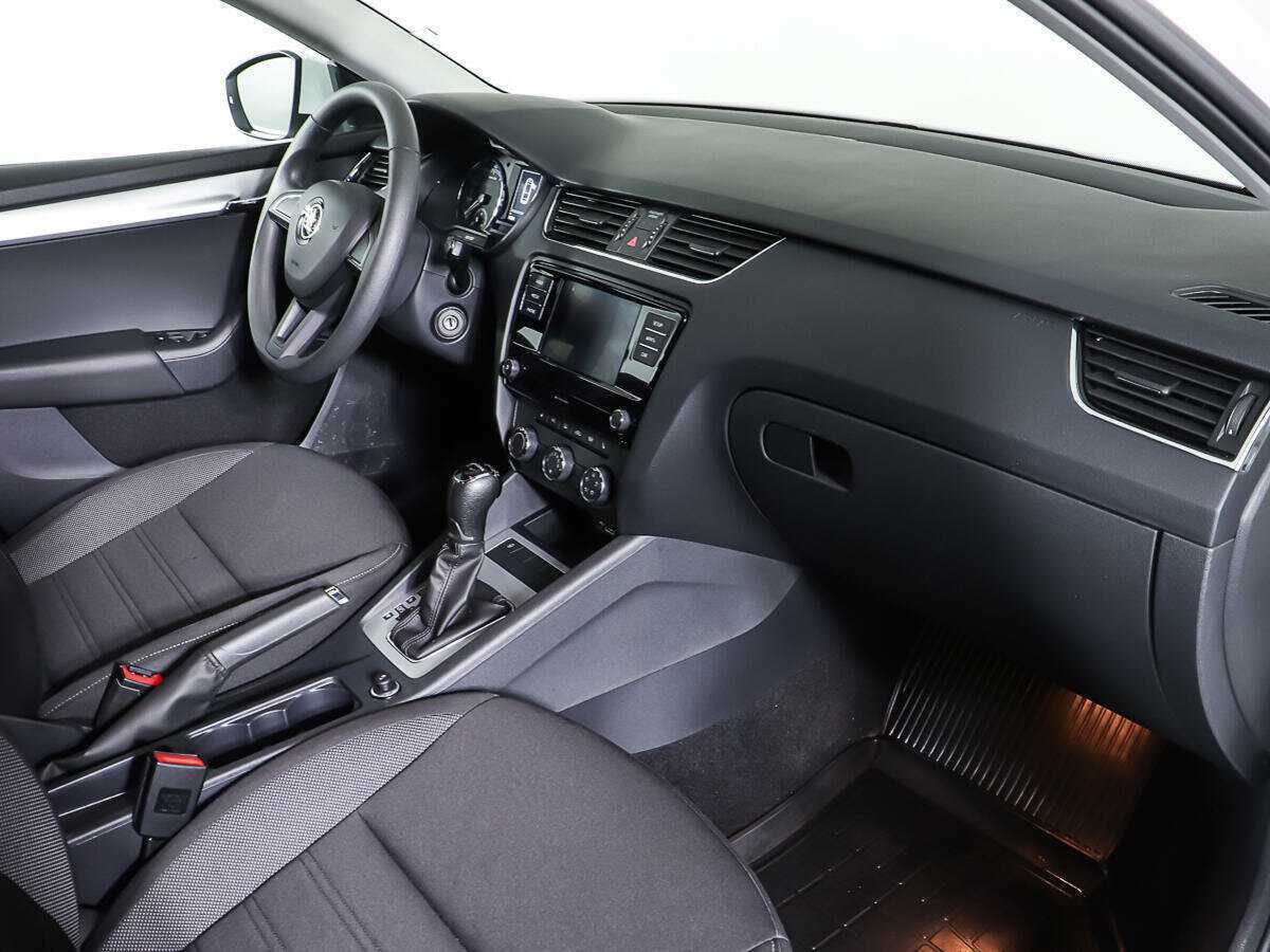 Skoda Octavia, 2018 Фото №9
