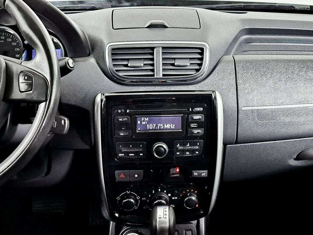 Nissan Terrano, 2017 Фото №9