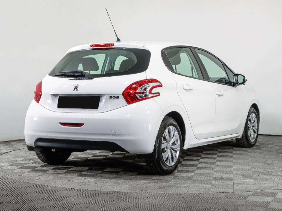 Peugeot 208, 2013 Фото №5