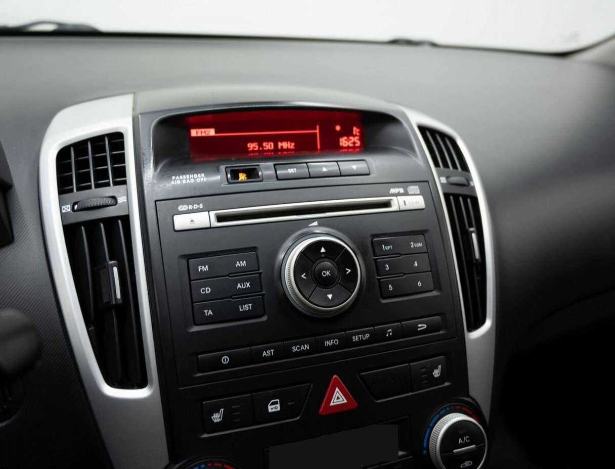 Kia Ceed, 2012 Фото №19