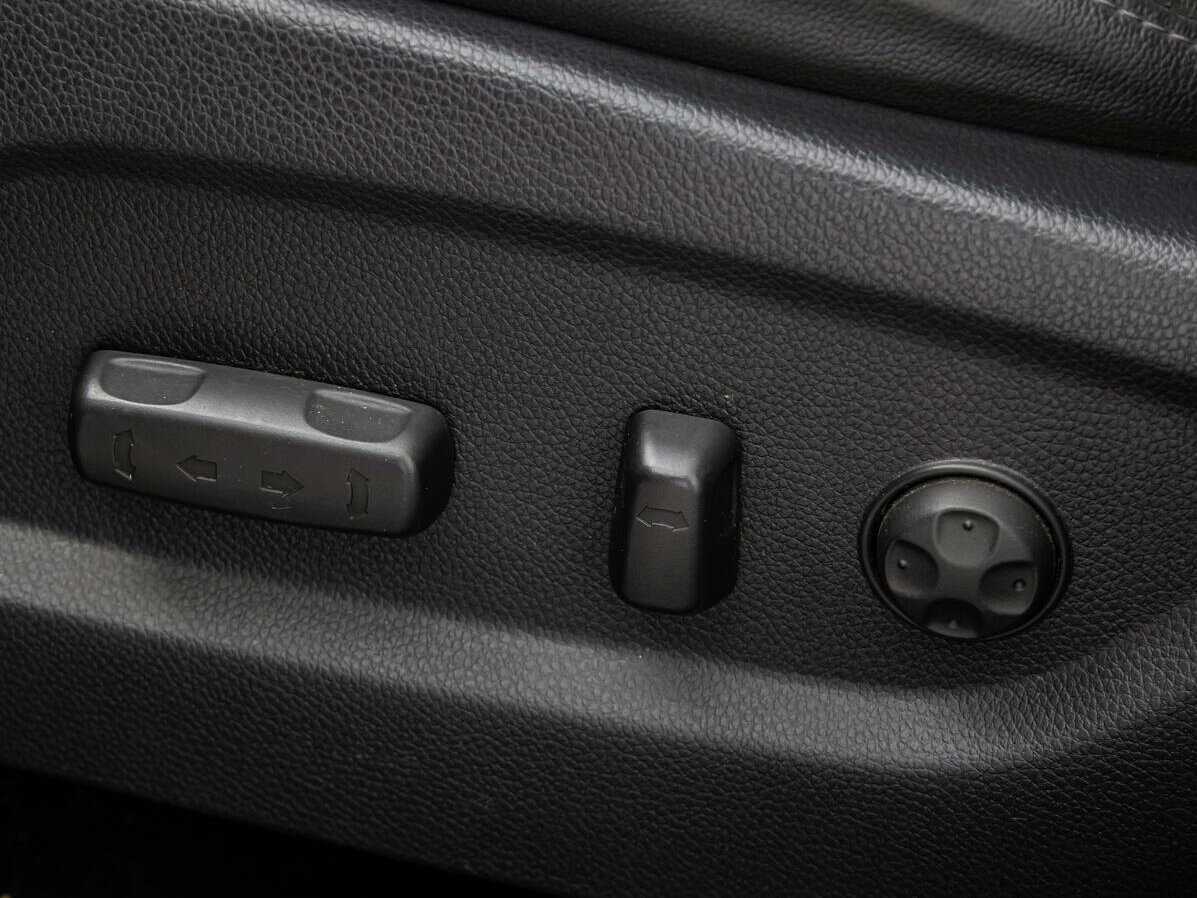 Hyundai Santa Fe Grand, 2015 Фото №17