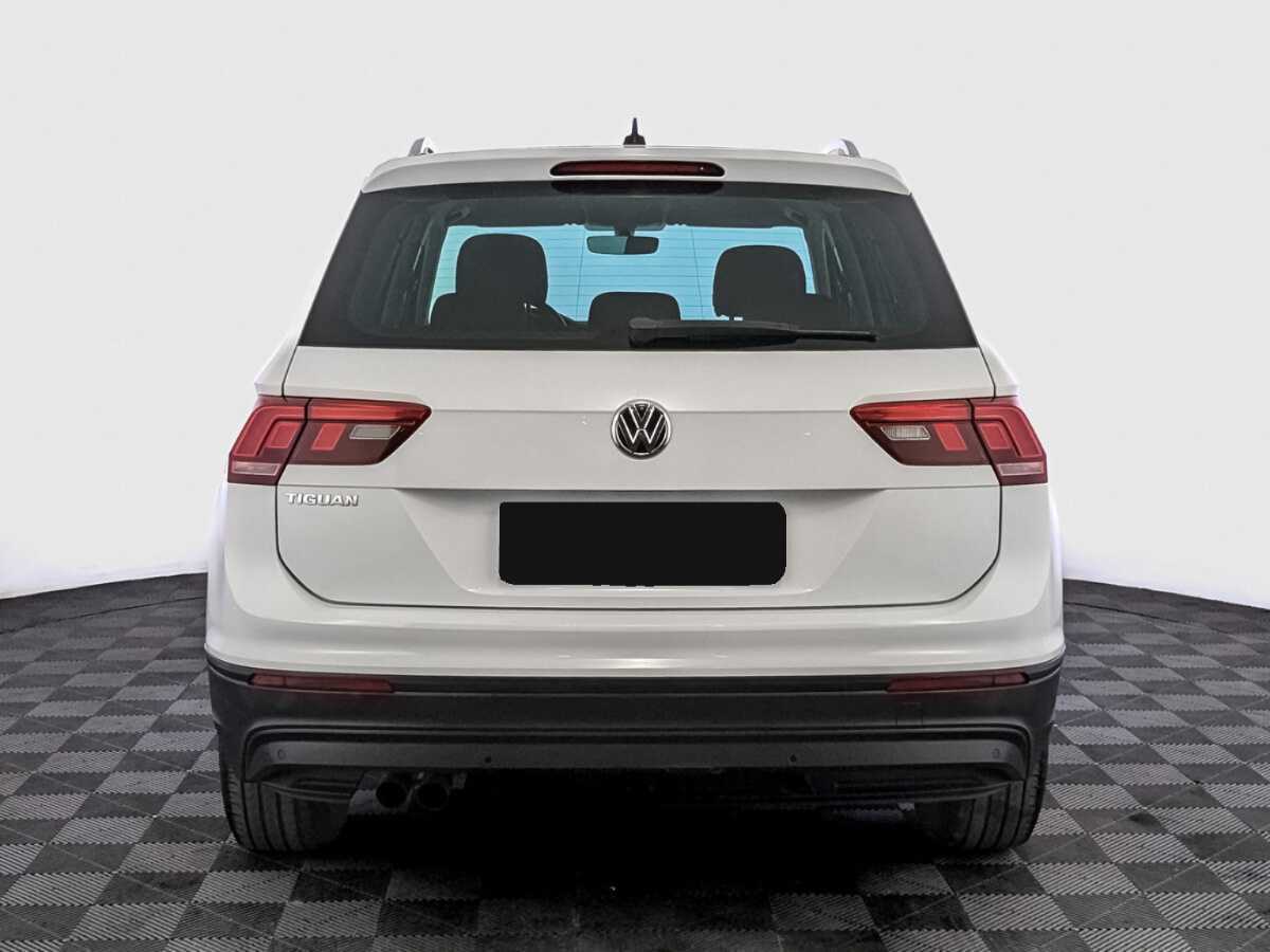 Volkswagen Tiguan, 2018 Фото №6