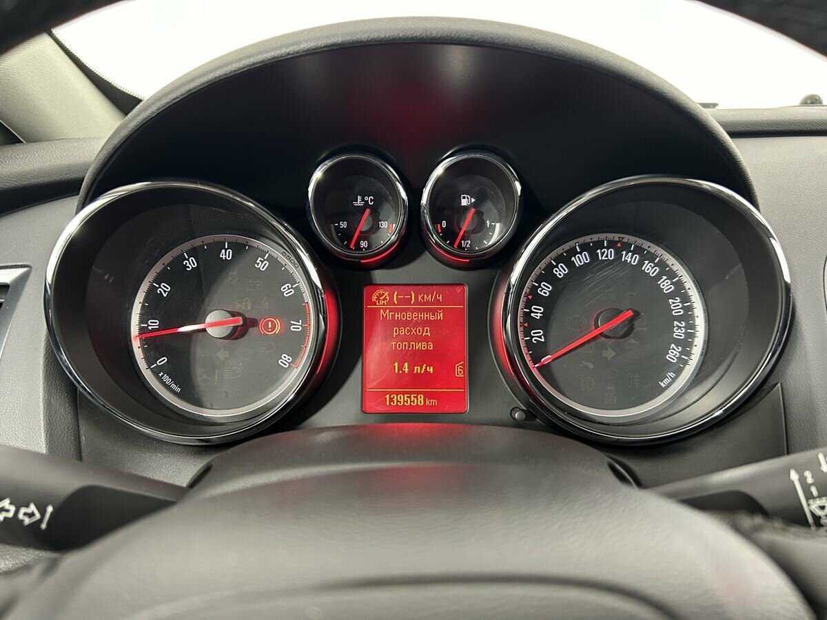 Opel Astra GTC, 2014 Фото №11