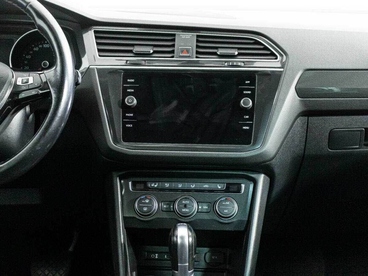 Volkswagen Tiguan, 2017 Фото №14